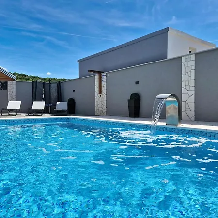 Villa Exotic By Interhome *