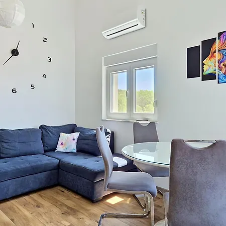 Exotic By Interhome Villa Maslenica